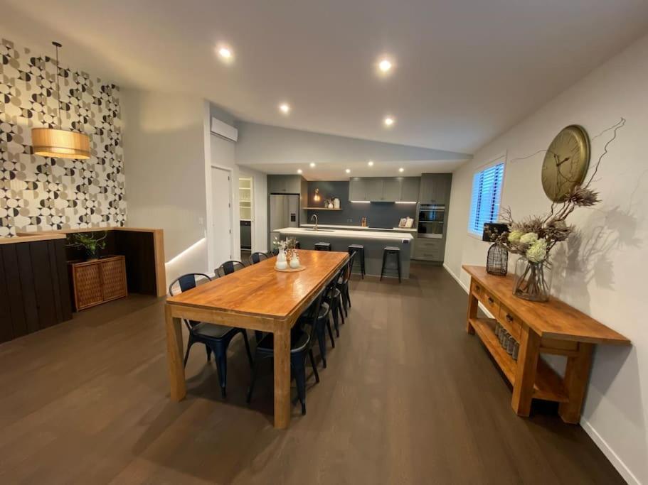 Luxury Escape In Cbd - Walking Distance To Town Tauranga Exterior foto