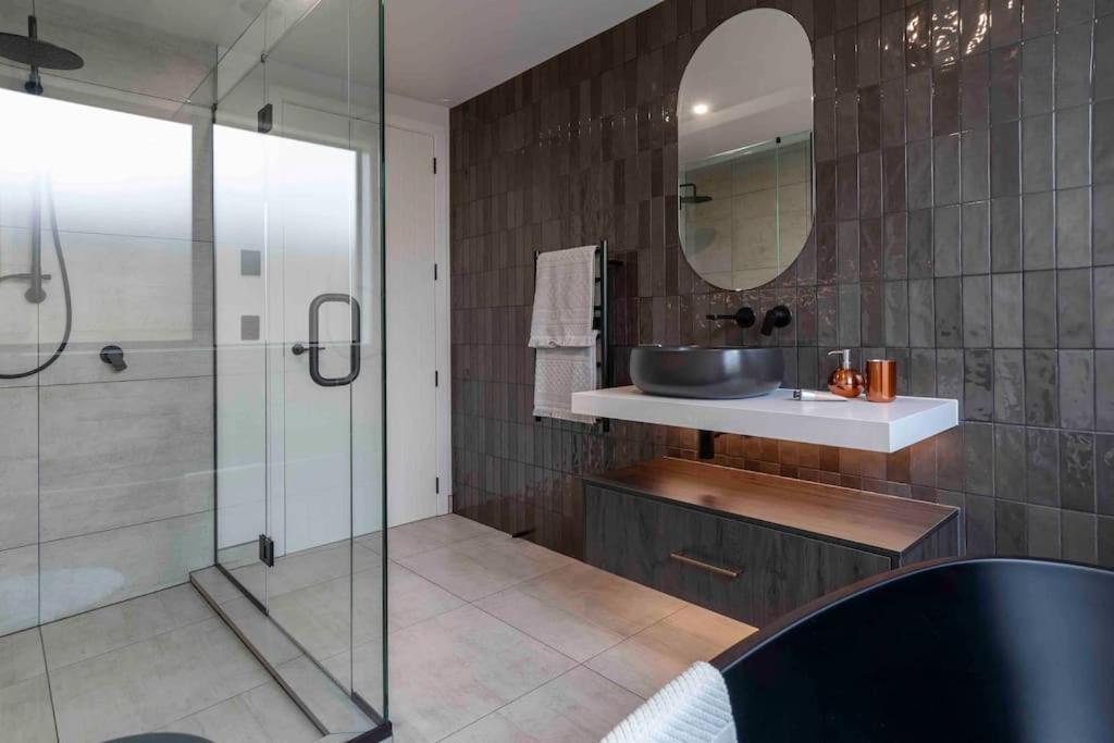 Luxury Escape In Cbd - Walking Distance To Town Tauranga Exterior foto