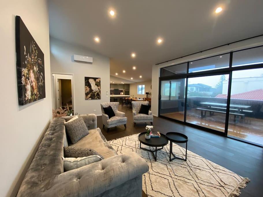 Luxury Escape In Cbd - Walking Distance To Town Tauranga Exterior foto